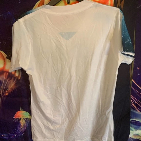 ShirtwasCash American Santa M Graphic Tee - Picture 6 of 6